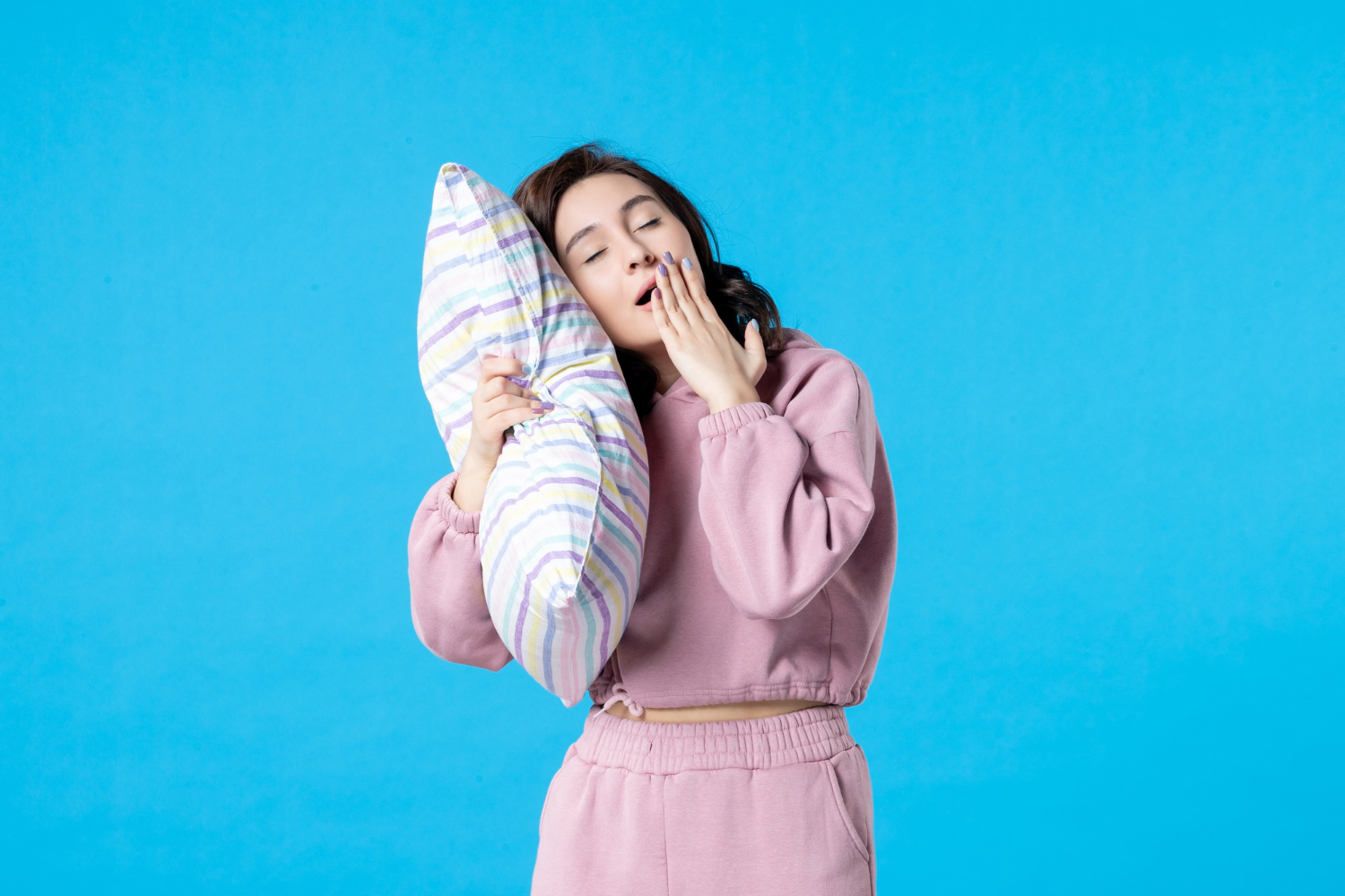 7 Cara Mengatasi Jerawat Akibat  Kurang Tidur