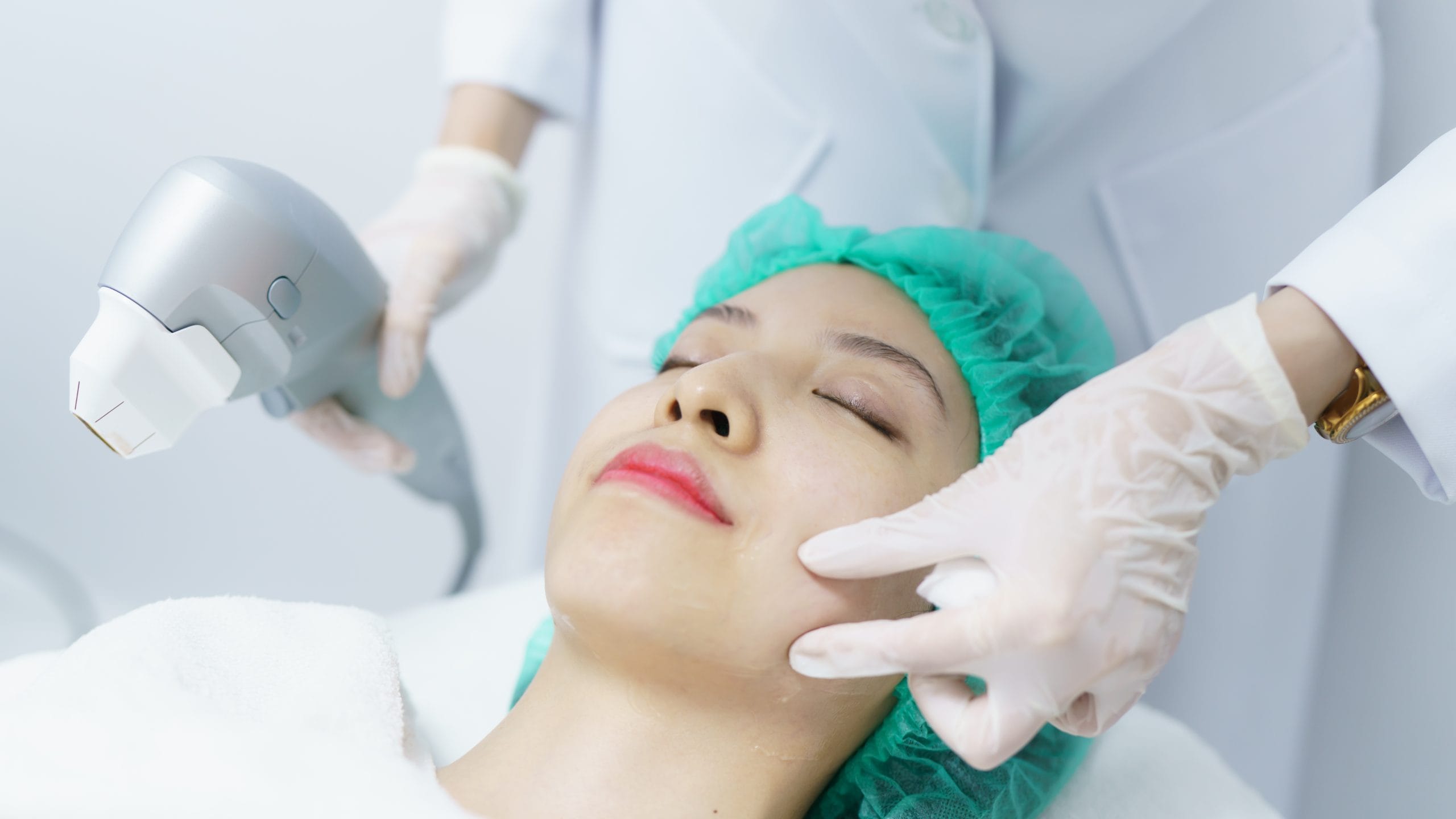 Treatment Skin Lifting Facial di JPP Skin Laser Clinic